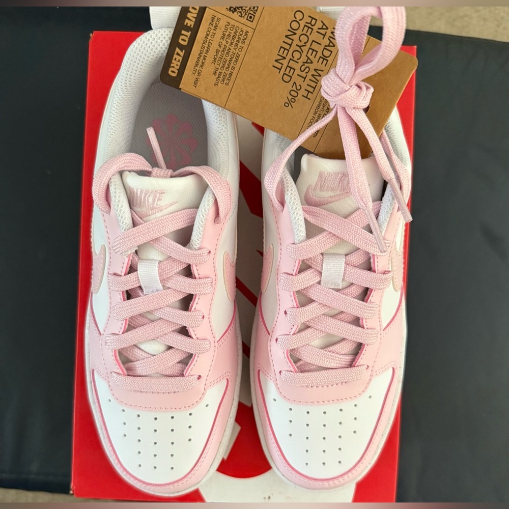 NEW Nike kids court borough low redraft sneakers shoes. Sz 5 Y/6.5 W pink white. - Picture 4 of 16
